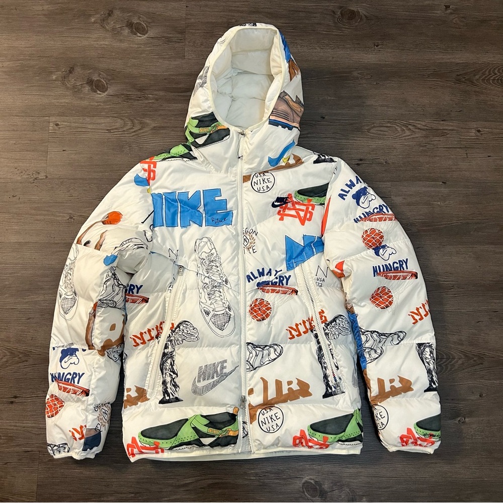 Nike Men's Storm-FIT Windrunner Hooded Jacket White-Multi FZ2288-133 Size Small